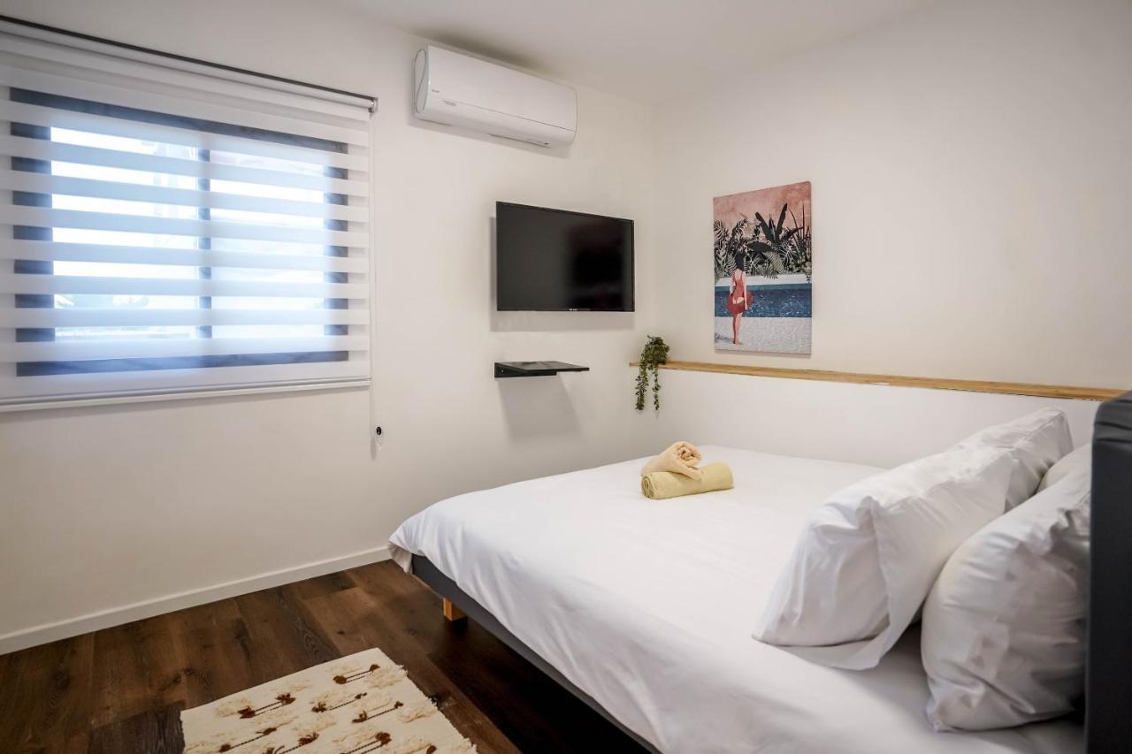 וילה רוני בריכה מחוממת Villa Roni Heated Pool Eilat Exterior foto