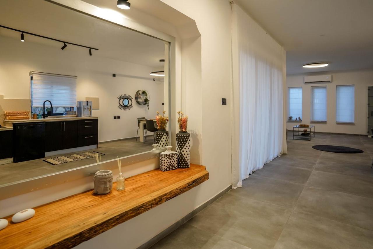 וילה רוני בריכה מחוממת Villa Roni Heated Pool Eilat Exterior foto